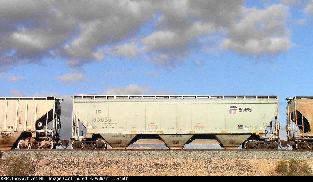 WB Manifest Frt at Erie NV W-MdTrnSlv  -28